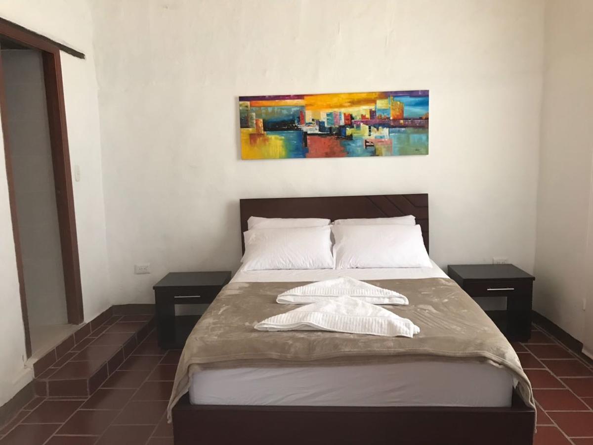 Hostal Rous San Gil Eksteriør bilde